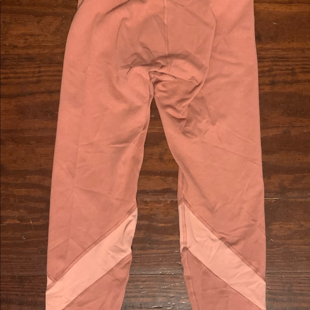 OLD NAVY Active Pink Mauve Balance Capris Sz S